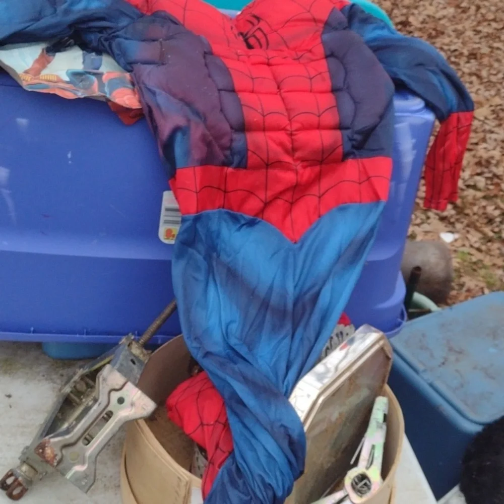 Ultima Spiderman Large Jumpsuit - Picture 2 of 4
